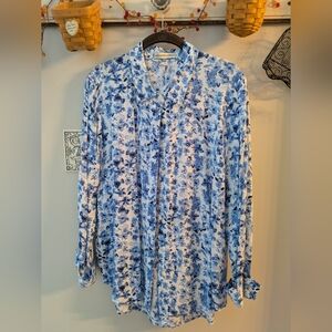 Floral Blue and White Button-Up Blouse